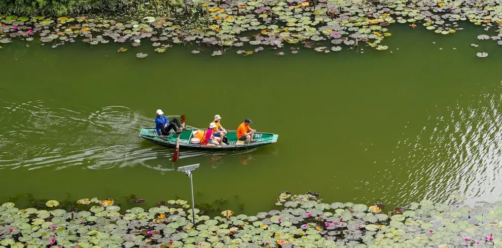 Tam Coc boat ride on Halong Bay Cruise & Ninh Binh Heritage Tour